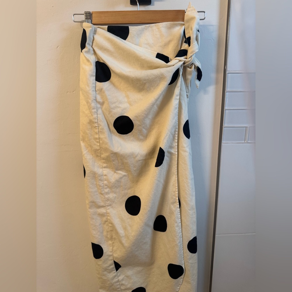 Polka Dot Tie-Waist Midi Skirt in Cream and Black